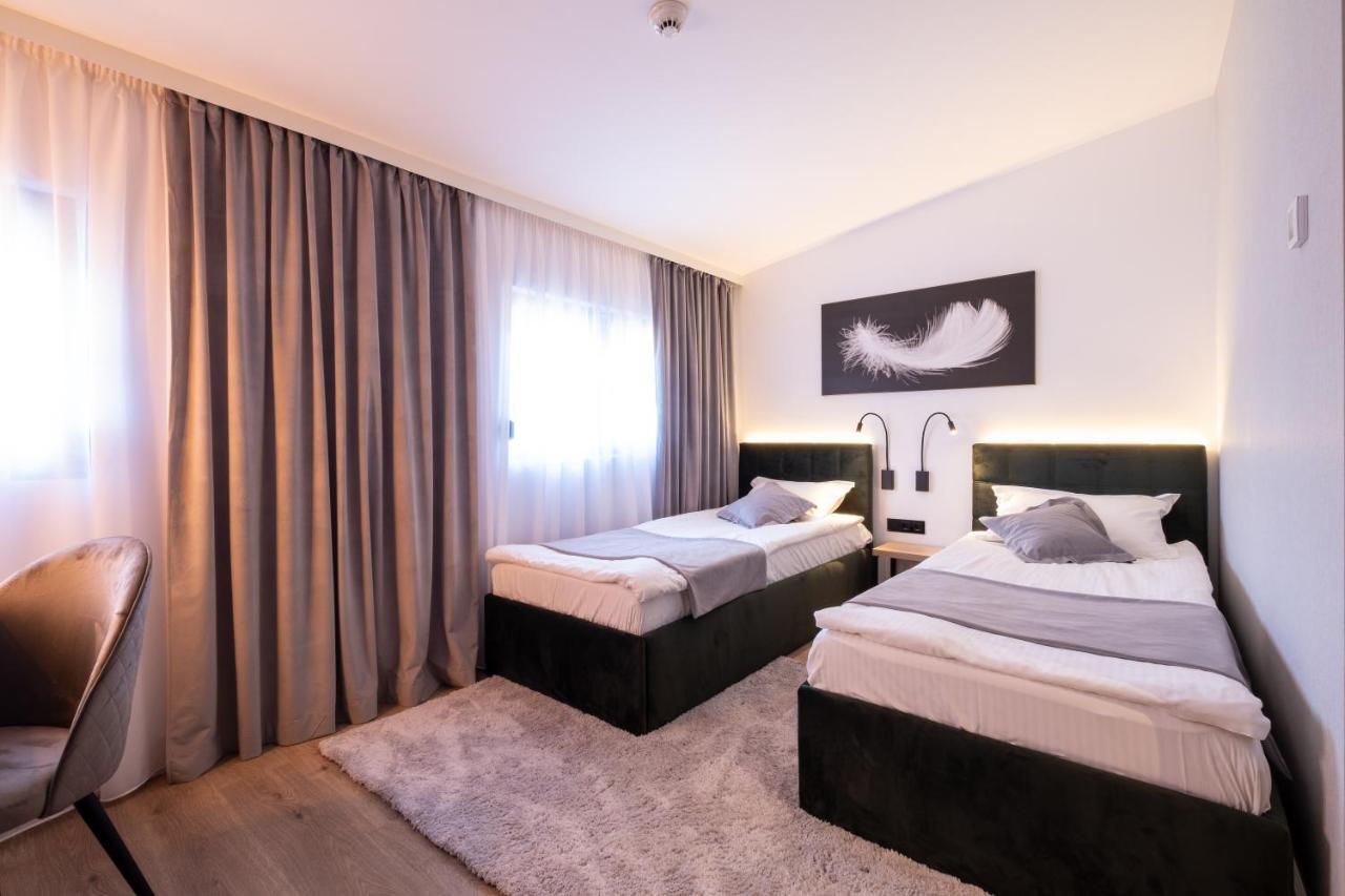 Pensiunea Casa Georgia Comanesti  Dış mekan fotoğraf